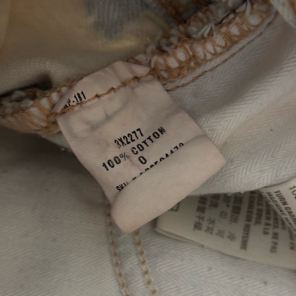 Hollister Women's Faded Blue Jean Shorts - Picture 9 of 10